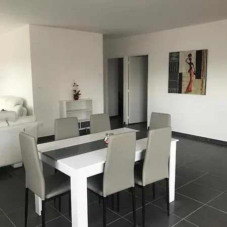 Villa * Bas-en-Basset